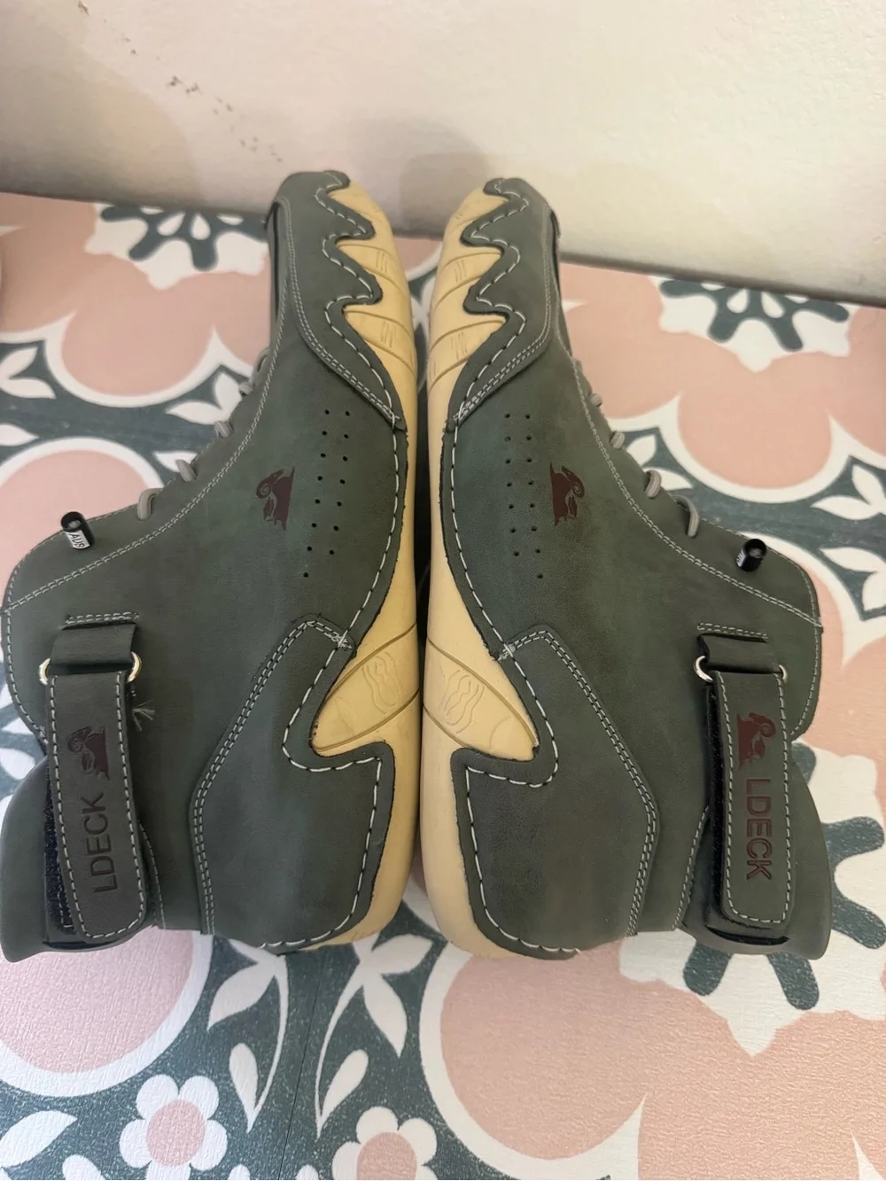 rigoulous olive green